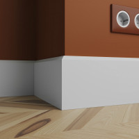 Напольный плинтус Base 0023i Ultrawood 12*1,2*200 см